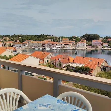 Davor Apartman