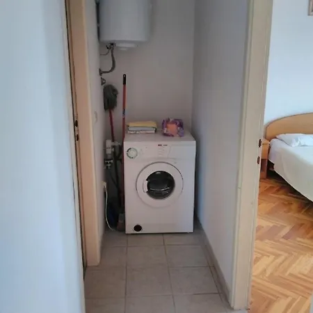 Apartman Davor Sali