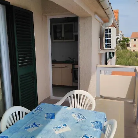 Apartment Davor Sali